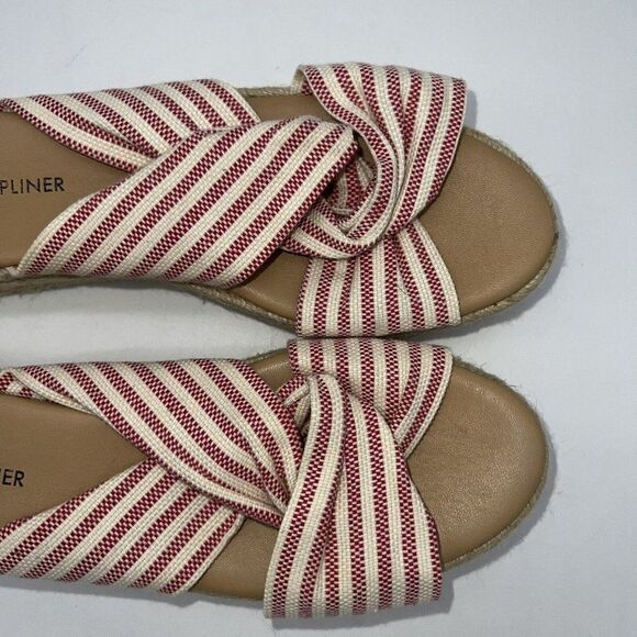 DONALD PLINER NWOB Chatcha Red/Ivory Striped Fabric Platform Sandals - Size 8 - Picture 2 of 4